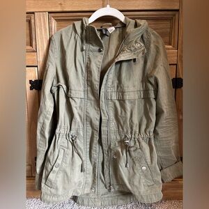Army green juniors Divided (H&M) jacket size 0
